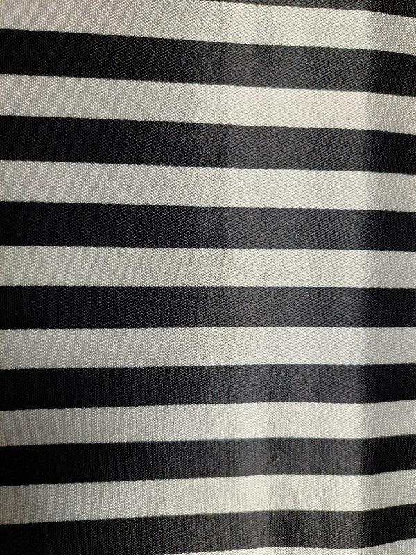 Polyester-Satin Schwarz/Weiß gestreift